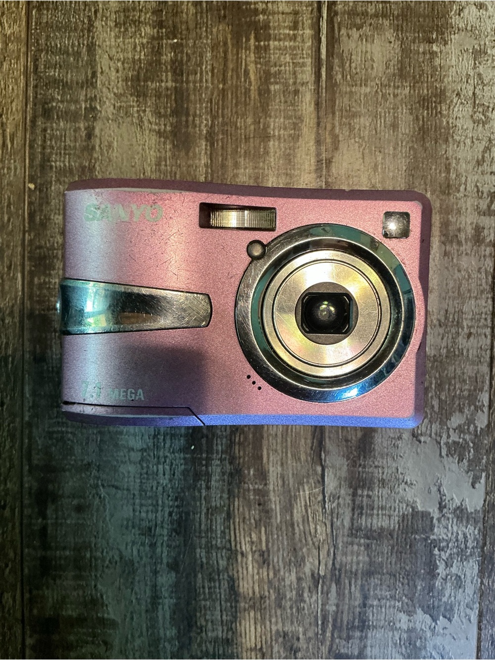 Sanyo S770 3X OPTICAL ZOOM VPC-S770PU 7.1MP Digital Camera - Pink read